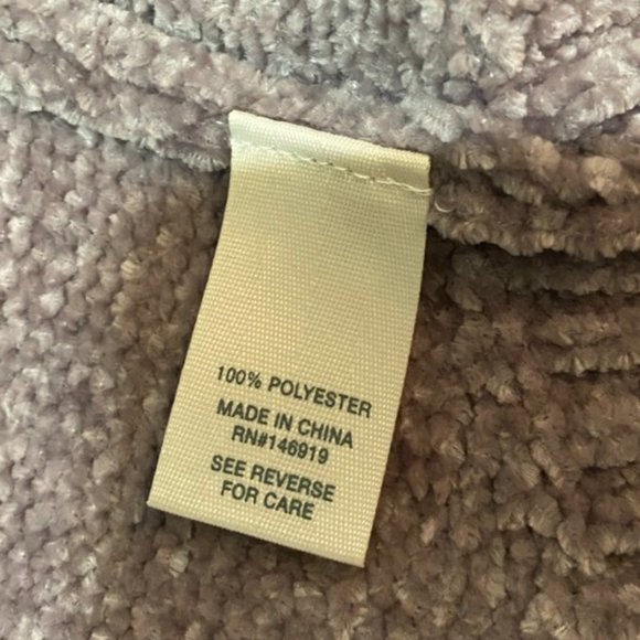 LAST CHANCE -NWT Mudd Silver Medal Chenille V-Neck Sweater XS - Picture 4 of 5